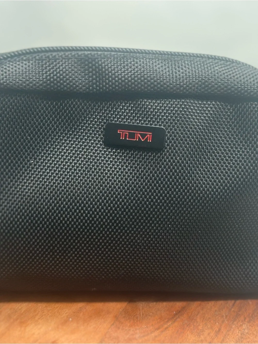 Tumi sleek black